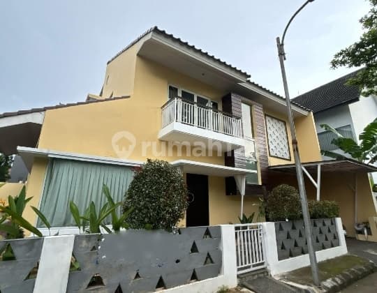 For Sale House Cirendeu Hook Cluster One Gate System