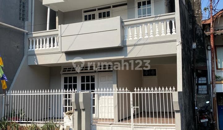 Di Jual Cepat Rumah di Palmerah Jakarta Barat