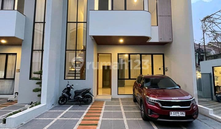 Rumah Baru Mewah Dalam Cluster Akses Strategis di Jagakarsa