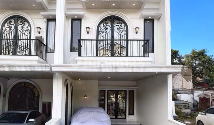 New Modern Luxury House in a Cluster at Jagakarsa