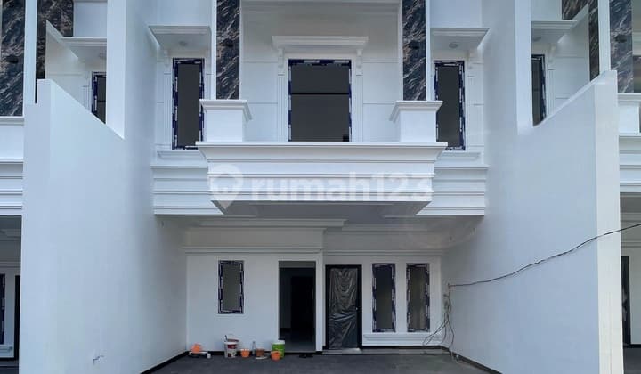 Rumah Baru Mewah Dalam Cluster di Kebagusan Dekat Tb Simatupang