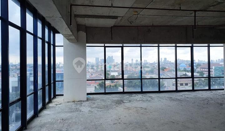 Ruang Kantor Lokasi Strategis di ITS Tower, Nifarro Park Pasar Minggu - Jakarta Selatan