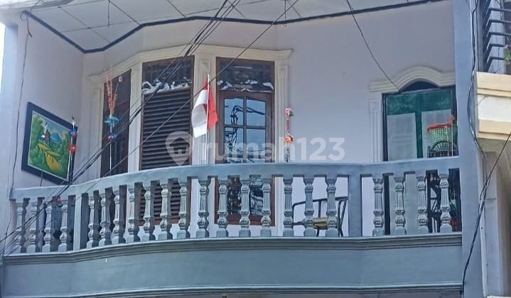 Jual Cepat! Rumah Siap Huni 3 Lantai di Johar Baru - Jakarta Pusat