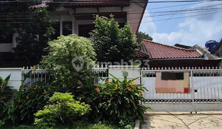 Rumah Nyaman 2 Lantai Suasana Asri Siap Huni di Pasar Minggu, Jakarta Selatan