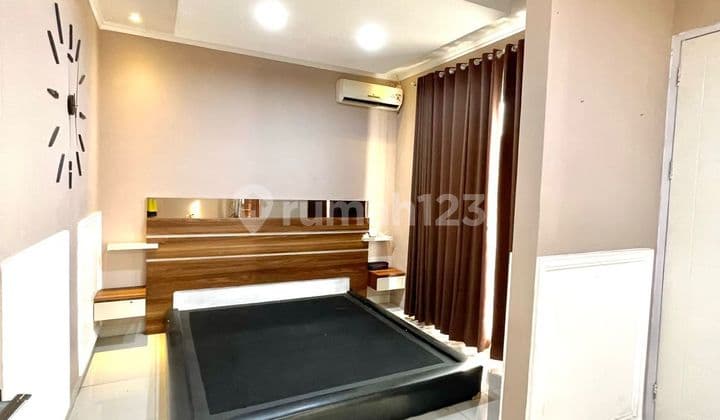 Modern Furnished Luxury House with Easy Access in Graha Raya - South Tangerang