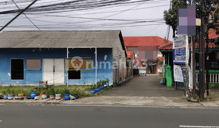For Sale: Land and Building Facing West in Lenteng Agung