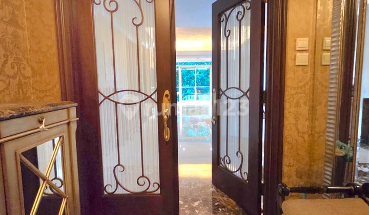 Apartement Four Season Apartement Mewah Furnish 1