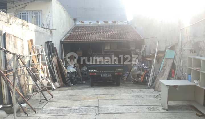 Jual Rumah Murah dengan Lebar 6 Meter Hitung Tanah di Pademangan Timur Jakarta Utara