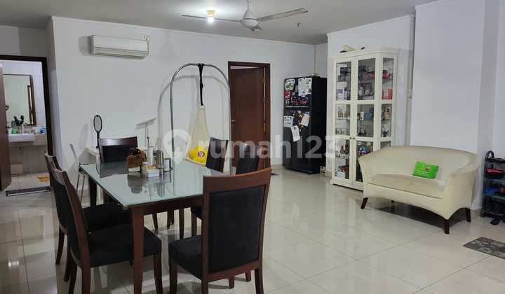 Apartement Sangat Strategis di Sudirman View Pencakar Langit