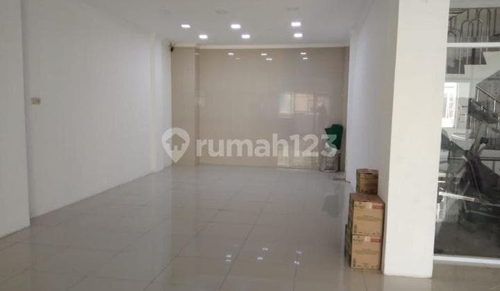 Ruko Gandemg di Duta Square Jkrta Barat