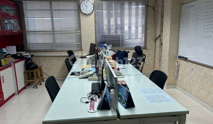 Dijual Ruko 4 Lantai di Cempaka Mas, Jakarta Pusat