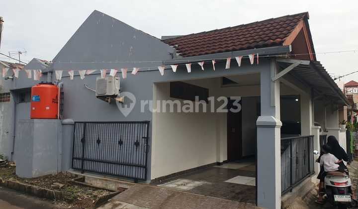 Rumah Hook Siap Huni di Taman Harapan Baru Bekasi