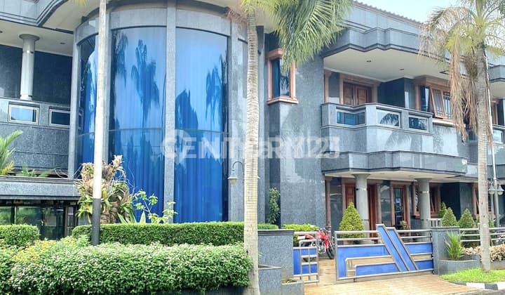 Safe Comfortable Strategic House in Tanjung Barat, South Jakarta