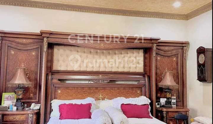 Rumah Cantik Mewah Hoek Di Lebak Bulus Cilandak Jaksel