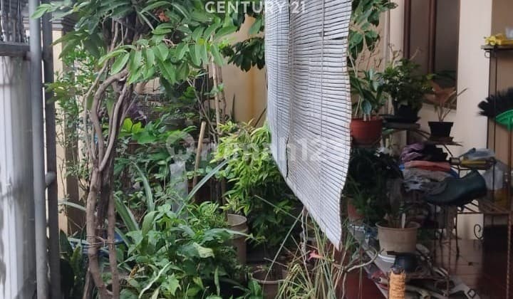 Rumah 2 Lantai di Tebet 5Kt Dekat Stasiun MRT Lokasi Strategis