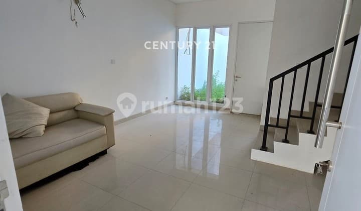 Rumah Minimalis Cluster Yarra Jgc Semi Furnished Siap Huni