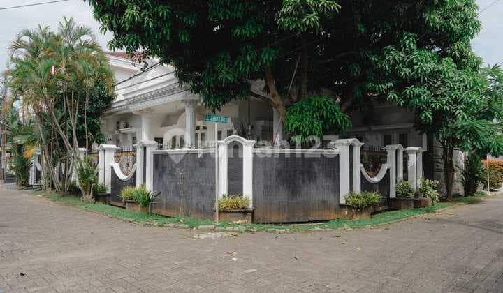 Jual Cepat Rumah Cantik Furnished Davinci Pamulang Estate. Rumah SHM Bagus