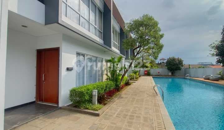 For Rent Residential Town House in Puri Mansion Affordable Price Complete Access!