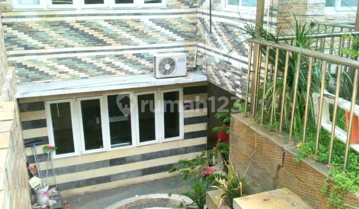 Dijual Cepat Rumah di Townhouse Springhill Golf Residence