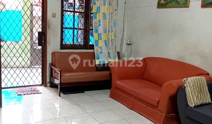 Turun Harga!!! Rumah Di Area Strategis Di Kartini/ Jakarta Pusat