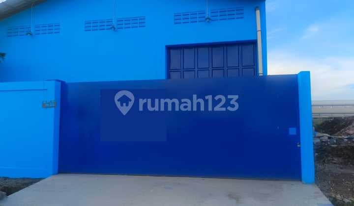 Disewakan Gudang di Bizzpark Daan Mogot 180M² Siap Huni