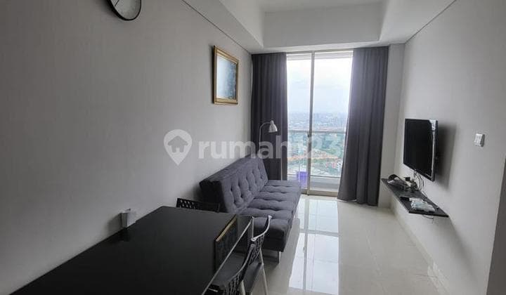 Disewakan Apartemen Taman Anggrek Type 3 Br Furnished City View