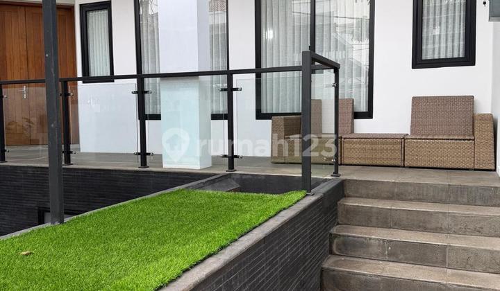Rented House in Pondok Indah, Renovated, Fully Furnished, Ready to Move In