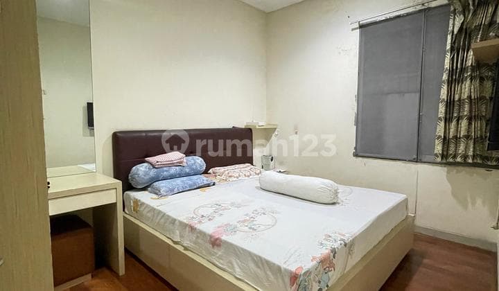 For Quick Sale: 2-Story Hook House Semi-Furnished Type 3 Br