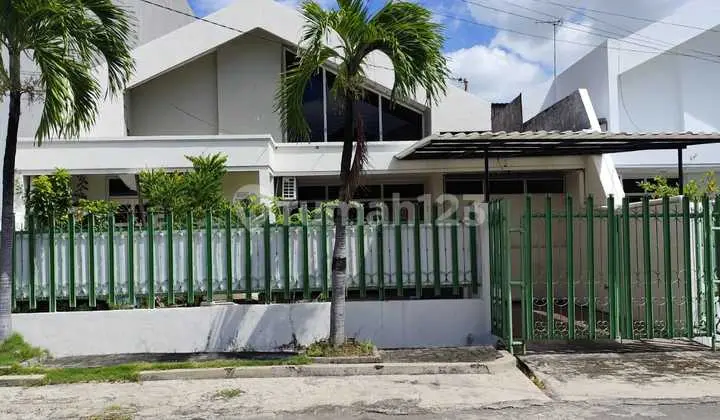 Rumah Bagus, Siap Huni, Dekat Area Komersil, Ada Gudang