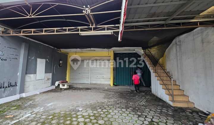 Rumah Kos Bagus, Siap Huni, Dekat Area Komesil