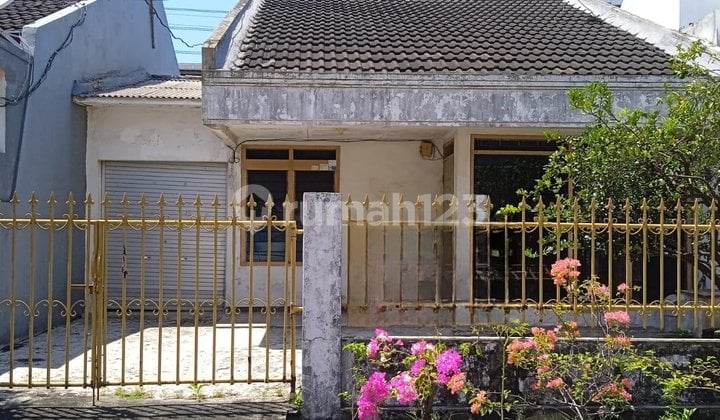 Rumah Bagus, Siap Huni, Terawat,Dekat Area Komersil