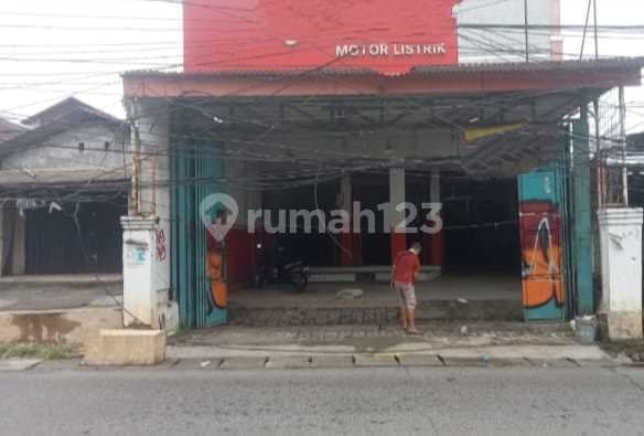 For Rent, Ready-to-Use and Very Good Shop House, Any Type of Business in Bantar Gebang, Bekasi.
