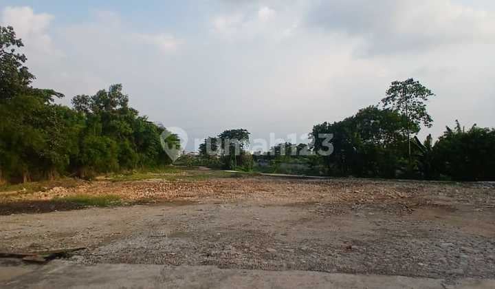 Disewakan Lahan Cocok untuk Gudang Pool Angkutan Alat Berat