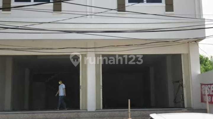 For Rent: Nice Shop House Suitable for Various Businesses in Narogong, Bekasi City