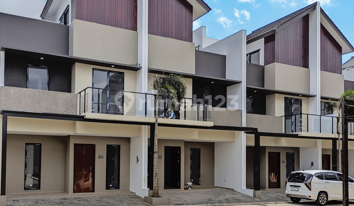 Rumah 3 Lantai Siap Huni di The Astelia Bintaro Mulai 1,8 M