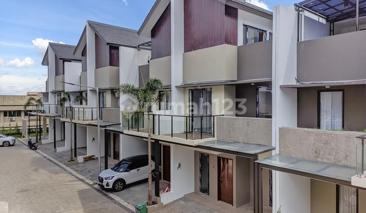 Cluster Eksklusif The Astelia Bintaro, Rumah 3 Lantai Harga Promo