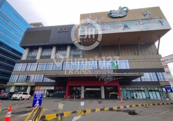 Disewakan Apartemen Tipe Studio Tower Sapphire, Lantai 11. Full Furnished, Siap Huni, Terkoneksi Langsung Menuju Mall Transpark Fasilitas Apartemen, Kolam Renang, Lapangan Basket, Mall, Gym, Sauna, Di Apartement Transpark Djuanda Bekasi Timur