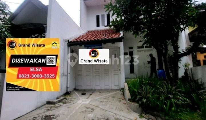 Rumah 2 Lantai Luas 116 M2. 3 Kamar Tidur Full Furnished Siap Huni Cocok Dijadikan Hunian/ Rumah Dinas. Dalam Cluster One Gate Security System. Fasilitas Cluster : Masjid, Taman Bermain, Kolam Renang, Lapangan Basket, Lapangan Tenis. Arcamanik Bandung Tim