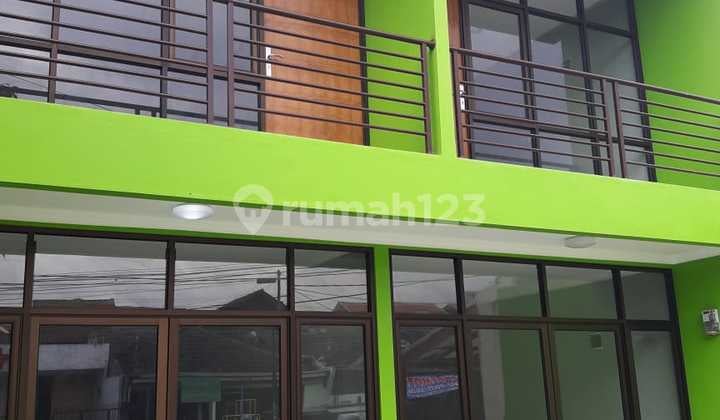 Disewakan Ruko 2 Lantai Luas Bangunan 106 M2. Siap Pakai Cocok Dijadikan Kantor/ Tempat Usaha. Di Antapani Bandung