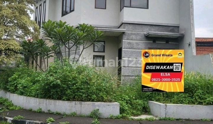 Rumah 2 Lantai Luas 178 M2. Posisi Di Hook 3 + 1 Kamar Tidur Dalam Cluster Keamanan 24 Jam One Gate Security System. Arcamanik Bandung