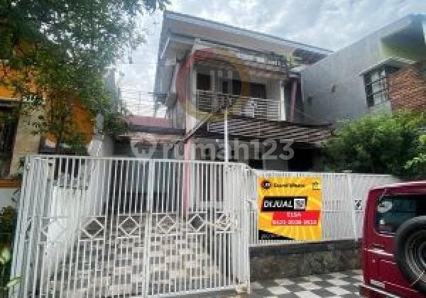 Dijual Rumah 2 Lantai Luas 200m2, 3 Kamar Tidur, One Gate System, Fasilitas Taman Bermain Dan Masjid, 3 Menit Menuju Rsu Hermina Arcamanik Bandung
