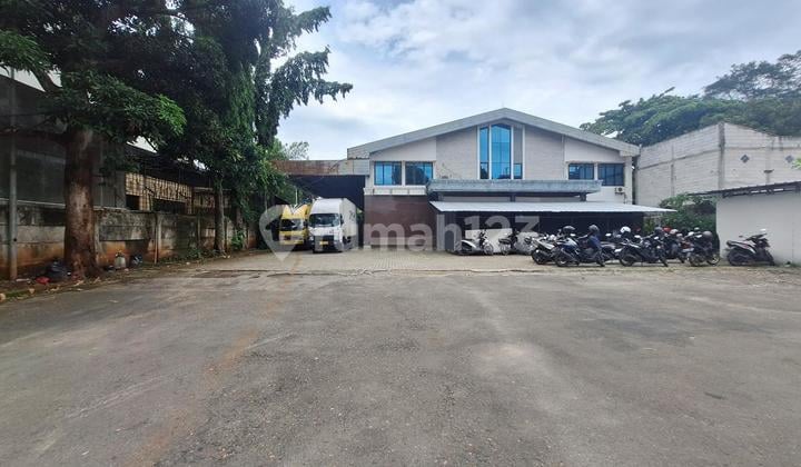 Gudang Murah Bagus di Jalan Raya Cibening Purwakar