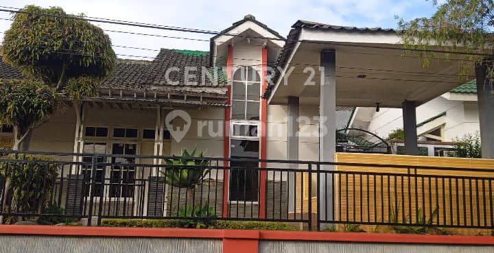 Fully Furnished Villa in Green Apple Garden Cipanas Cianjur