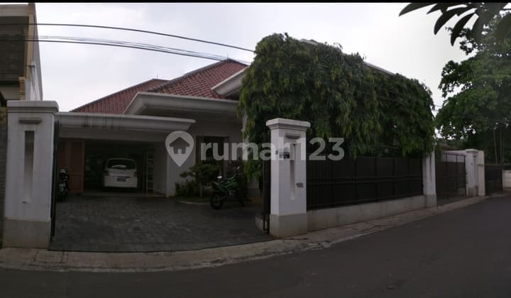 Dijual Rumah Nyaman Dan Asri Di Lebak Bulus Jakarta Selatan