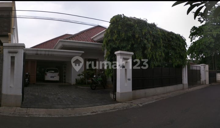 For Sale Comfortable and Lush House in Lebak Bulus, South Jakarta