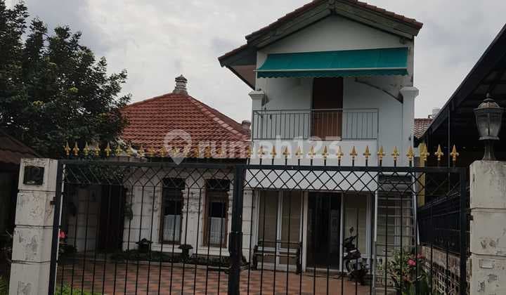 Dijual Rumah Sekaligus Untuk Usaha Dengan Lokasi Strategis