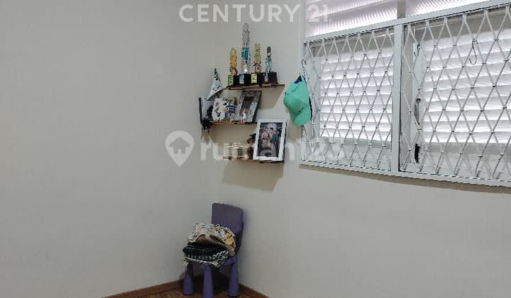 Dijual Rumah Di Lokasi Tenang Di Jakarta Selatan