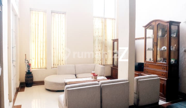 Rumah Strategis 5 Menit Pintu Tol Cakung Jakarta Timur