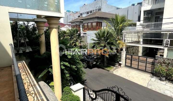 Rumah Mewah Siap Huni Gudang Peluru