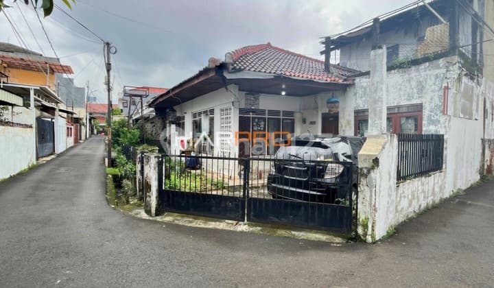 Tebet- Rumah Lama Hitung Tanah